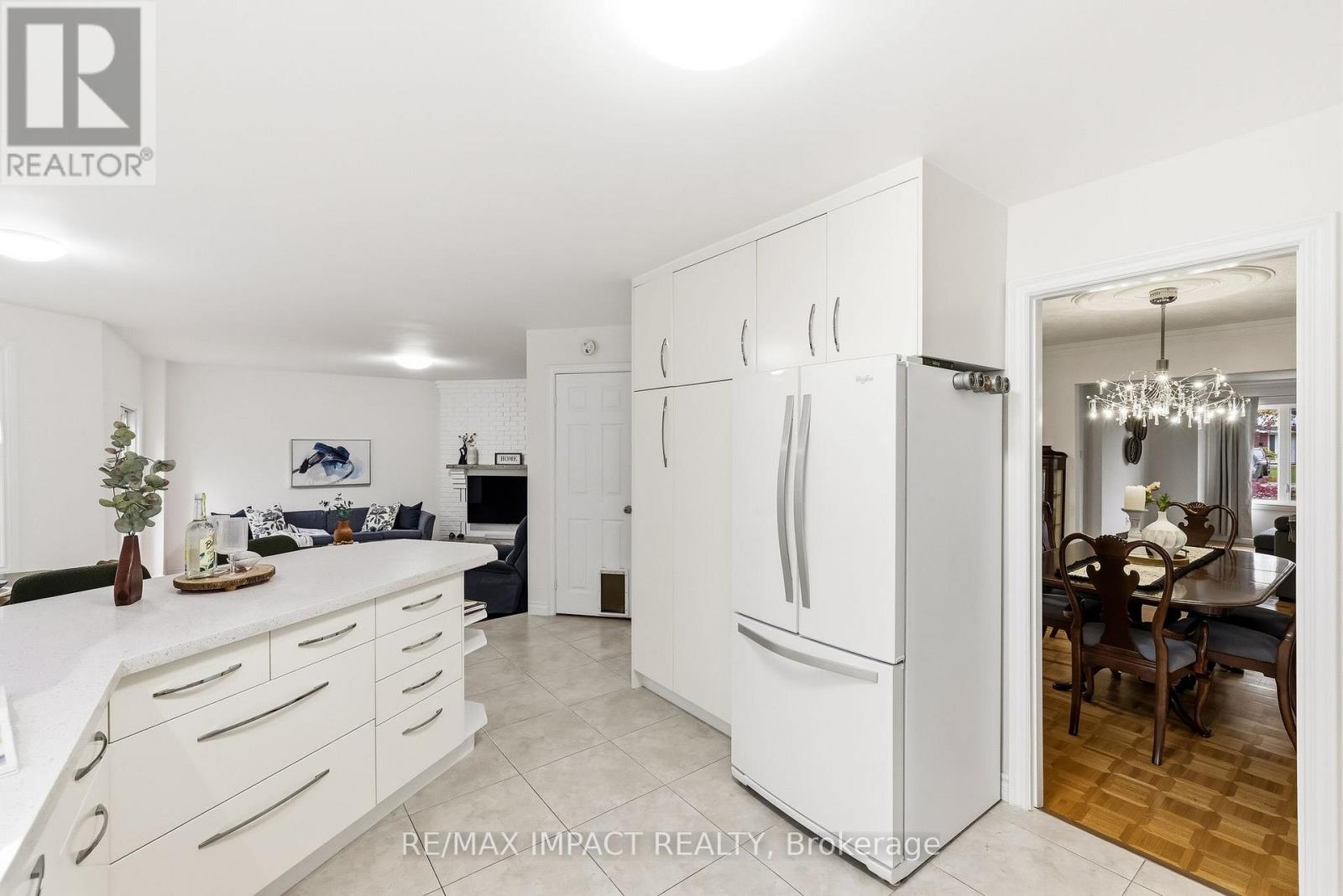 293 BLUE HERON DRIVE - 12