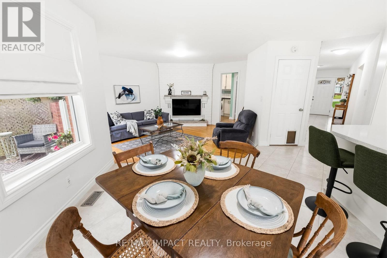 293 BLUE HERON DRIVE - 14