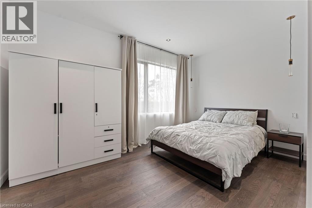 6 CAMPBELL FARM Road - 34