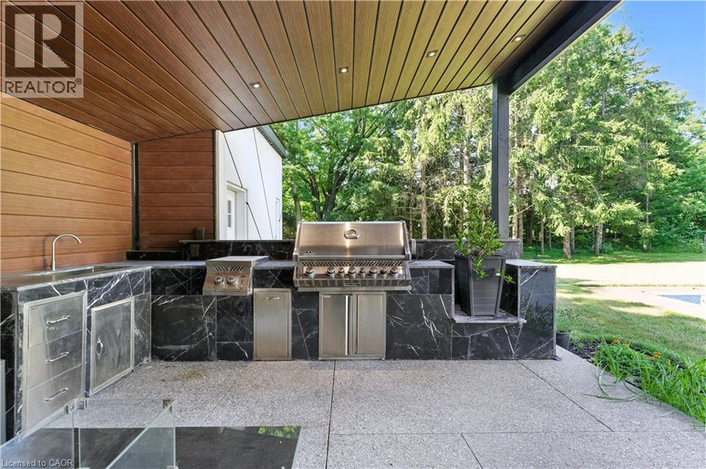 6 CAMPBELL FARM Road - 38