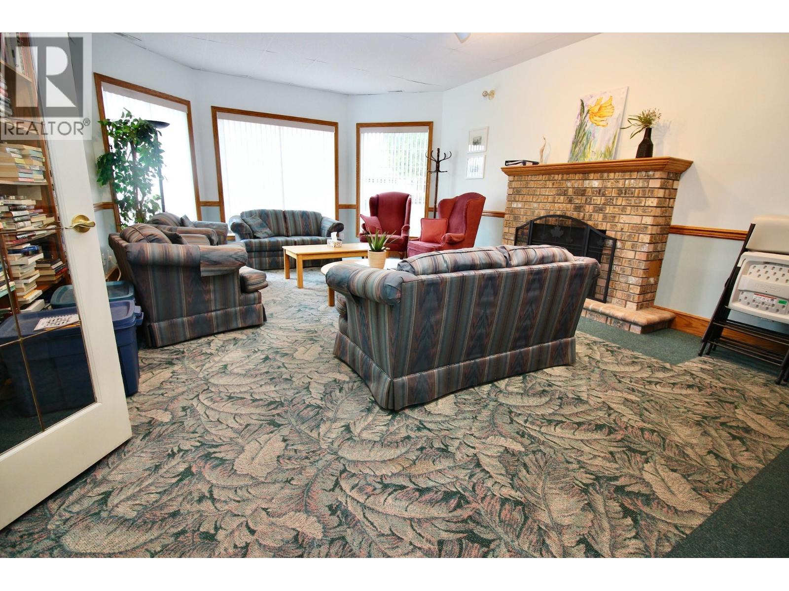 #41 615 Glenmeadows Drive - 33