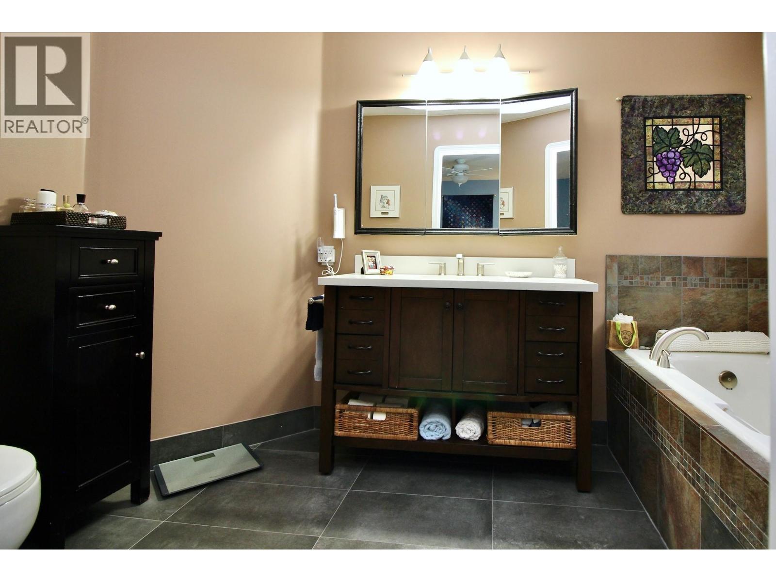 615 Glenmeadows Drive Unit# 41, Kelowna