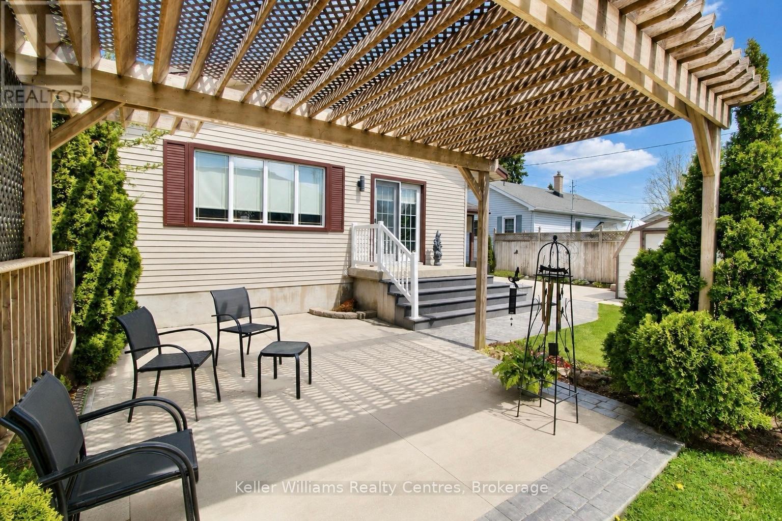 587 11TH STREET - 6