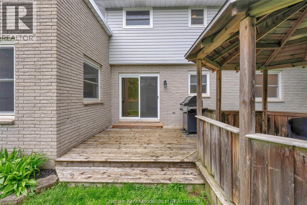 22 Bruinsma AVENUE, Chatham, Ontario, N7M6C3 — Photo 10