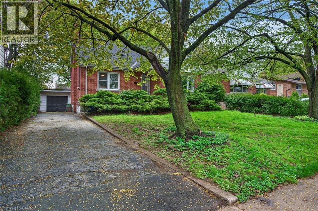 39 WEST 21ST Street, Hamilton, Ontario, L9C4M6 — Photo 3