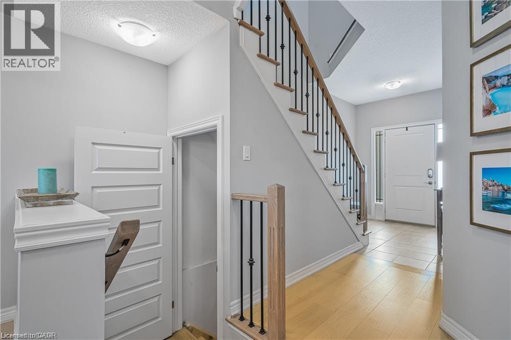 62 BETHUNE Avenue, Hamilton, Ontario, L0R1P0 — Photo 9