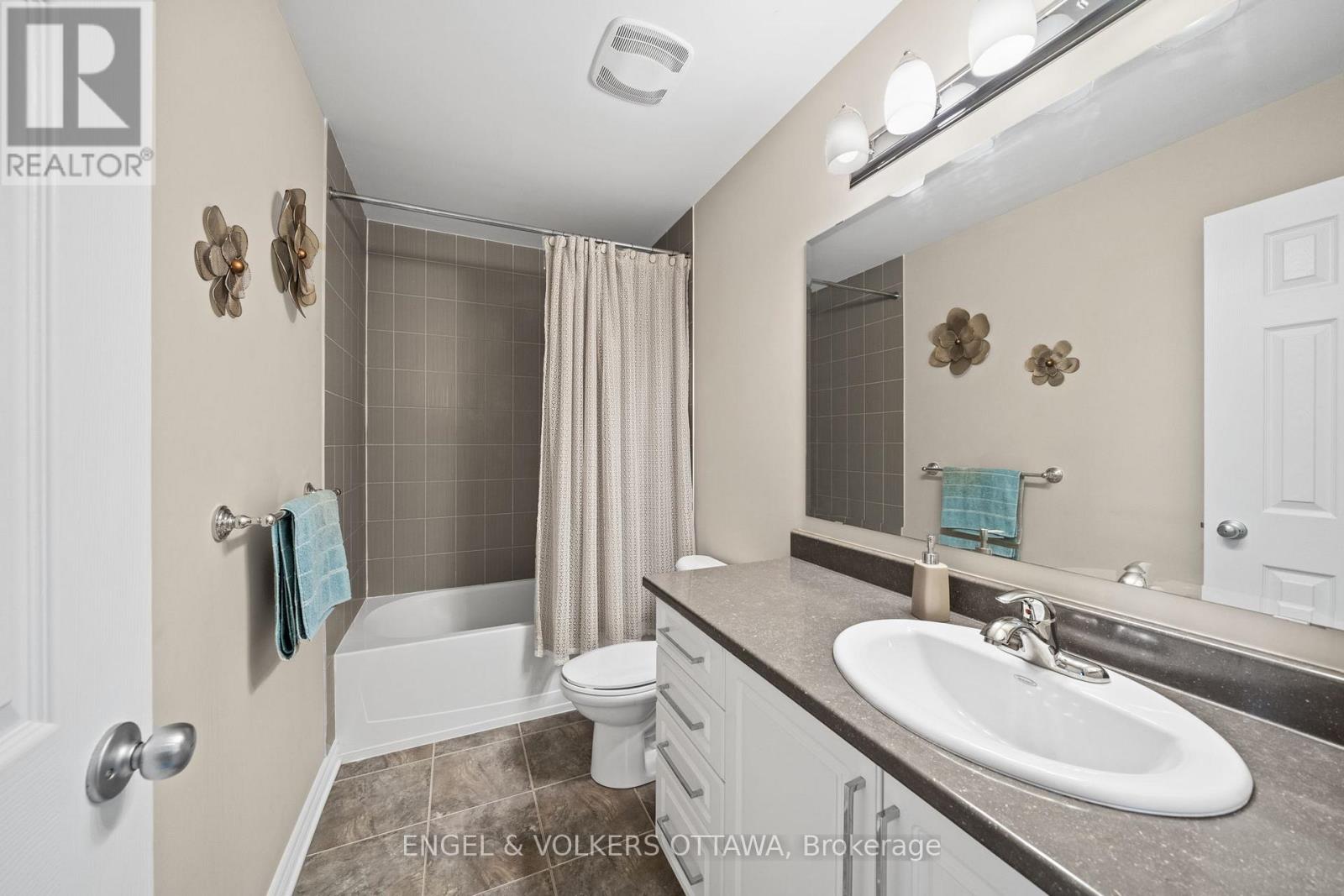 107 MANCINI WAY - 18