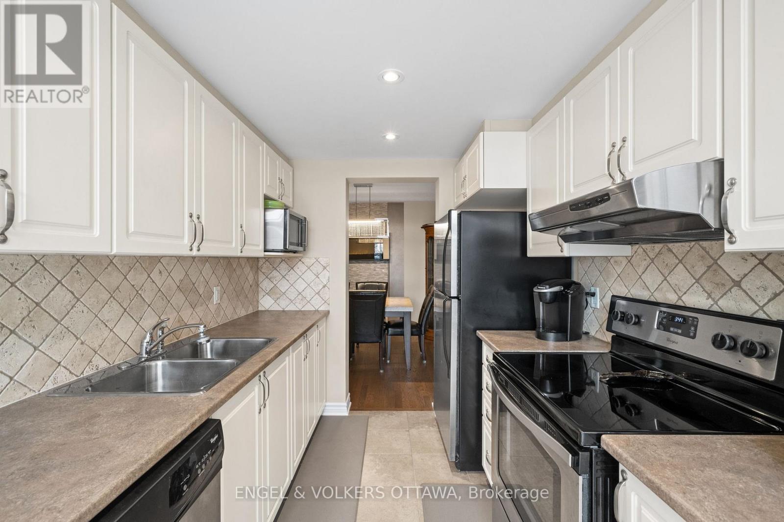 107 MANCINI WAY - 8