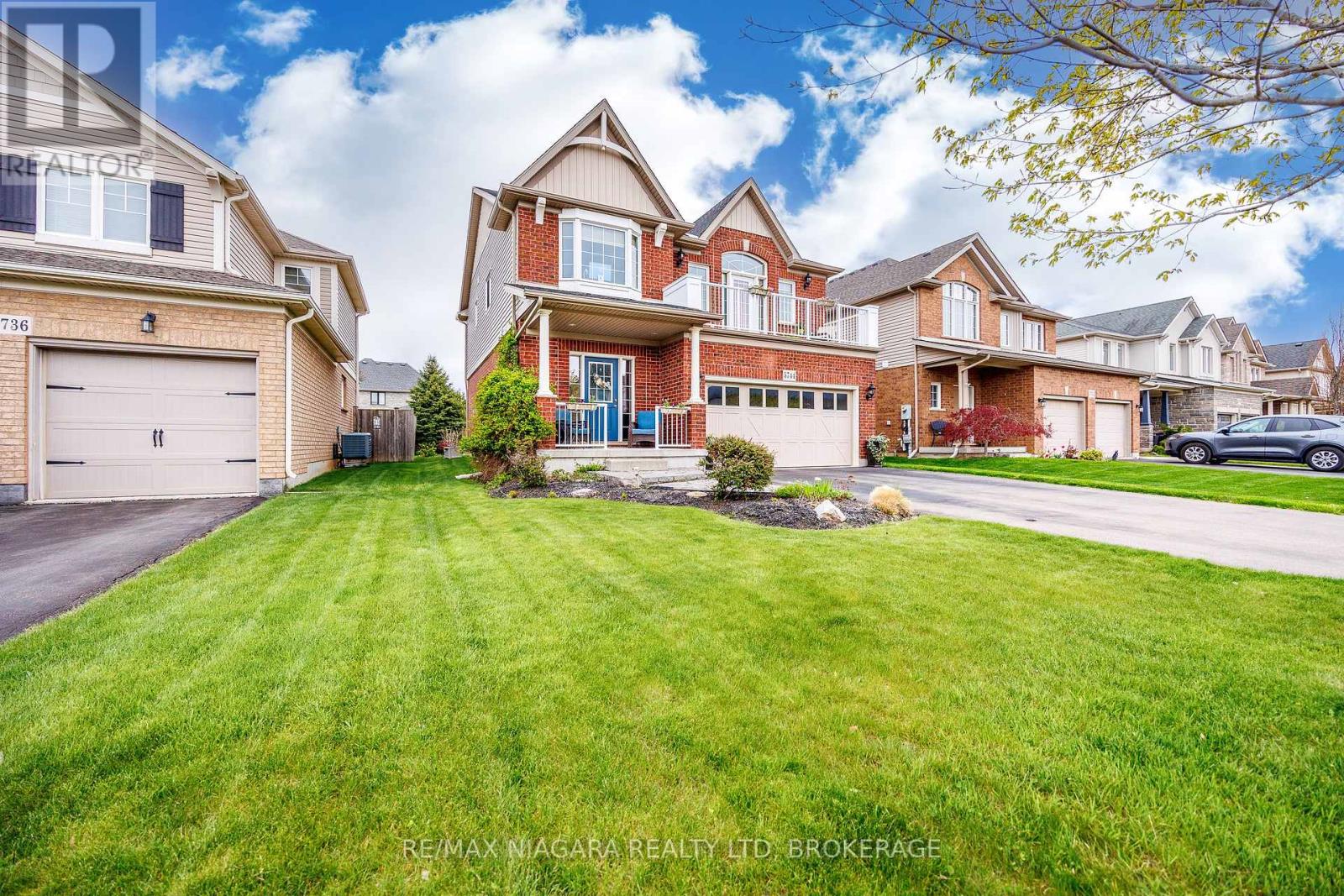 5744 JAKE CRESCENT - Image 2