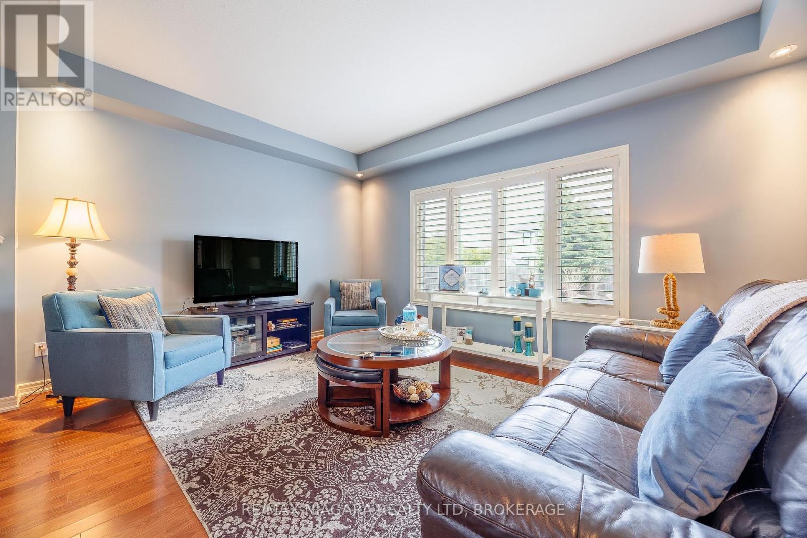 5744 JAKE CRESCENT - 9