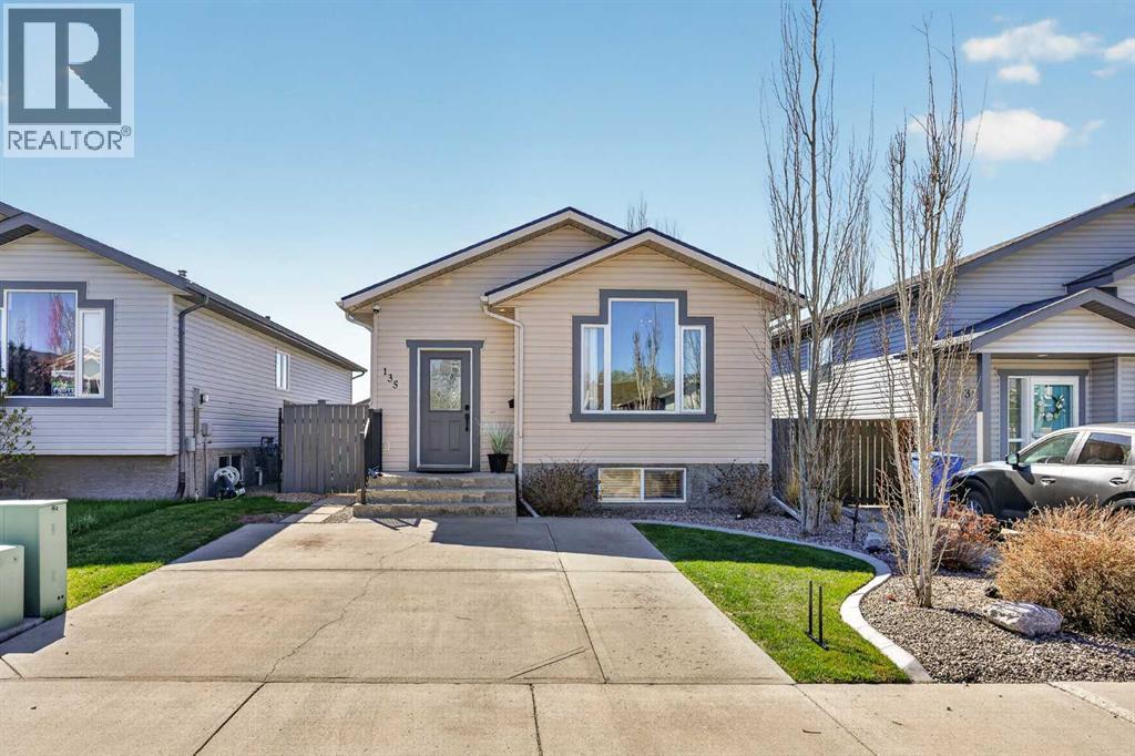 135 Blackfoot Court W - Image 3