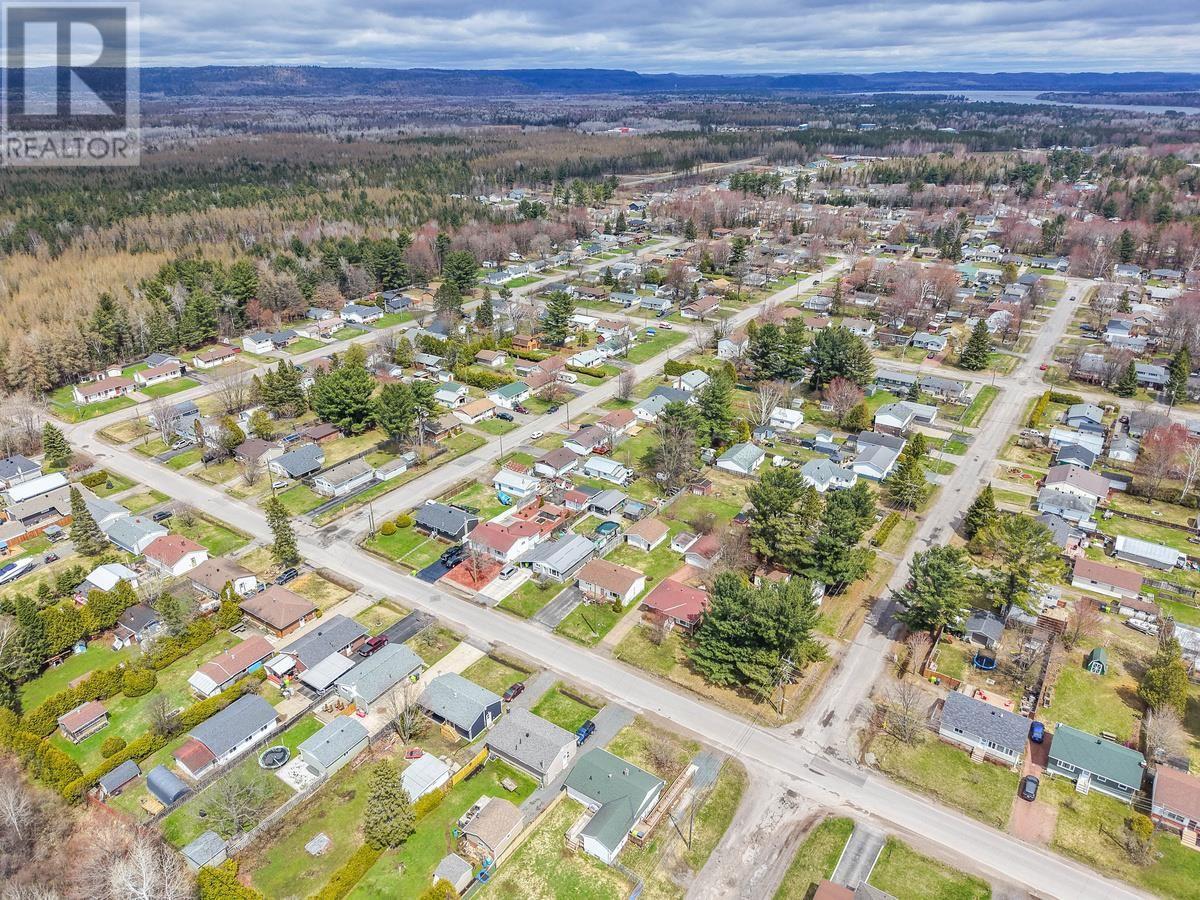 154 Manitou DR, Sault Ste. Marie, Ontario, P6B5K9 — Photo 15