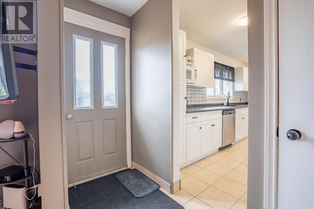 154 Manitou DR, Sault Ste. Marie, Ontario, P6B5K9 — Photo 12