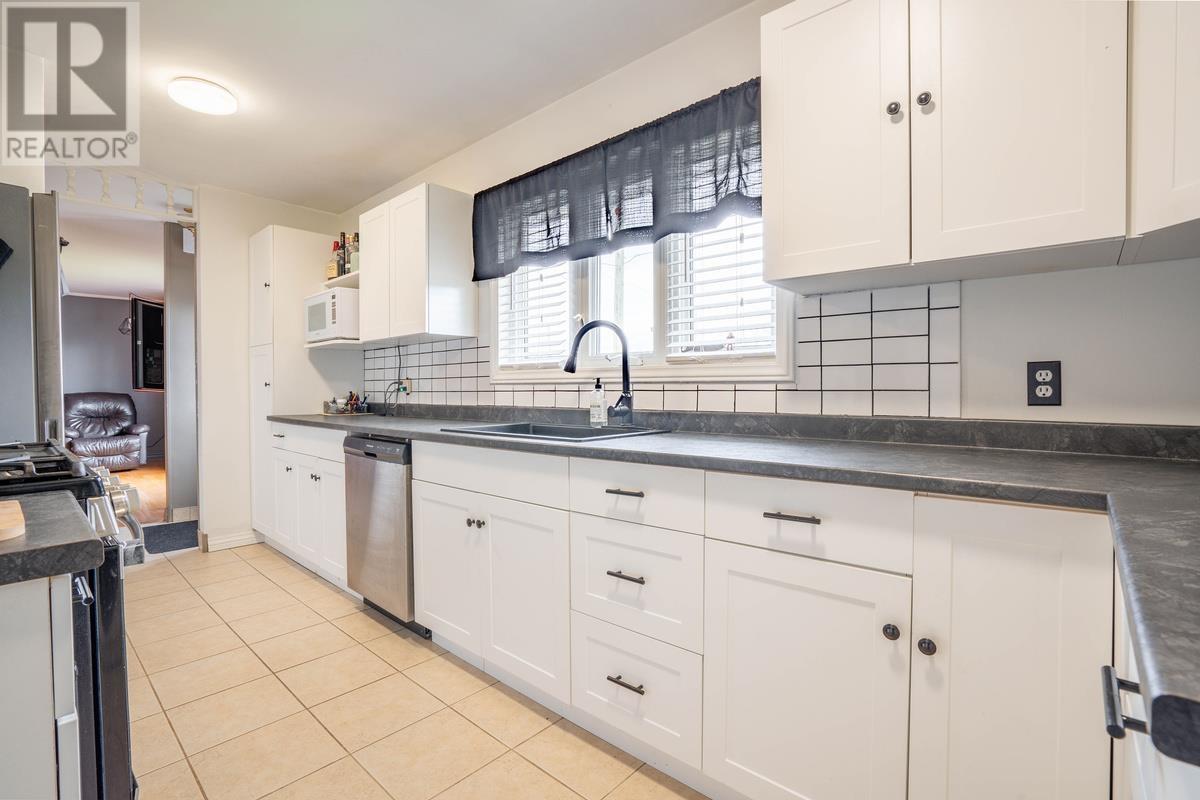 154 Manitou DR, Sault Ste. Marie, Ontario, P6B5K9 — Photo 17