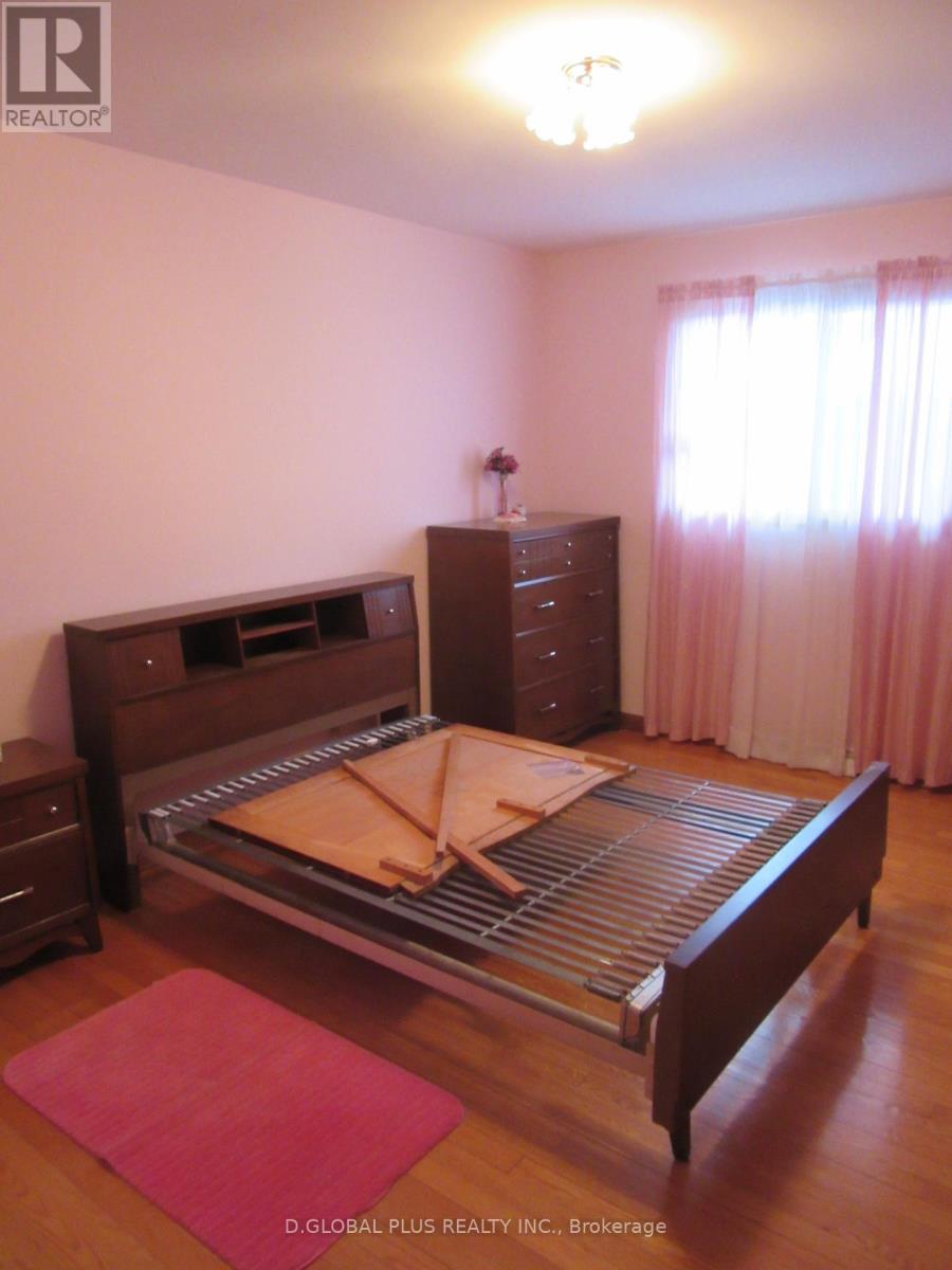 438 BEACH AVENUE - 9