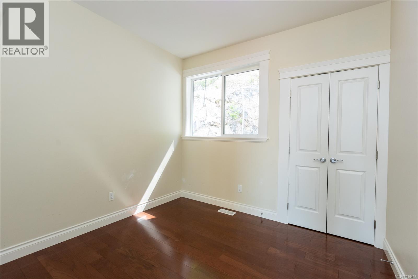 5013 Laguna Way - 41