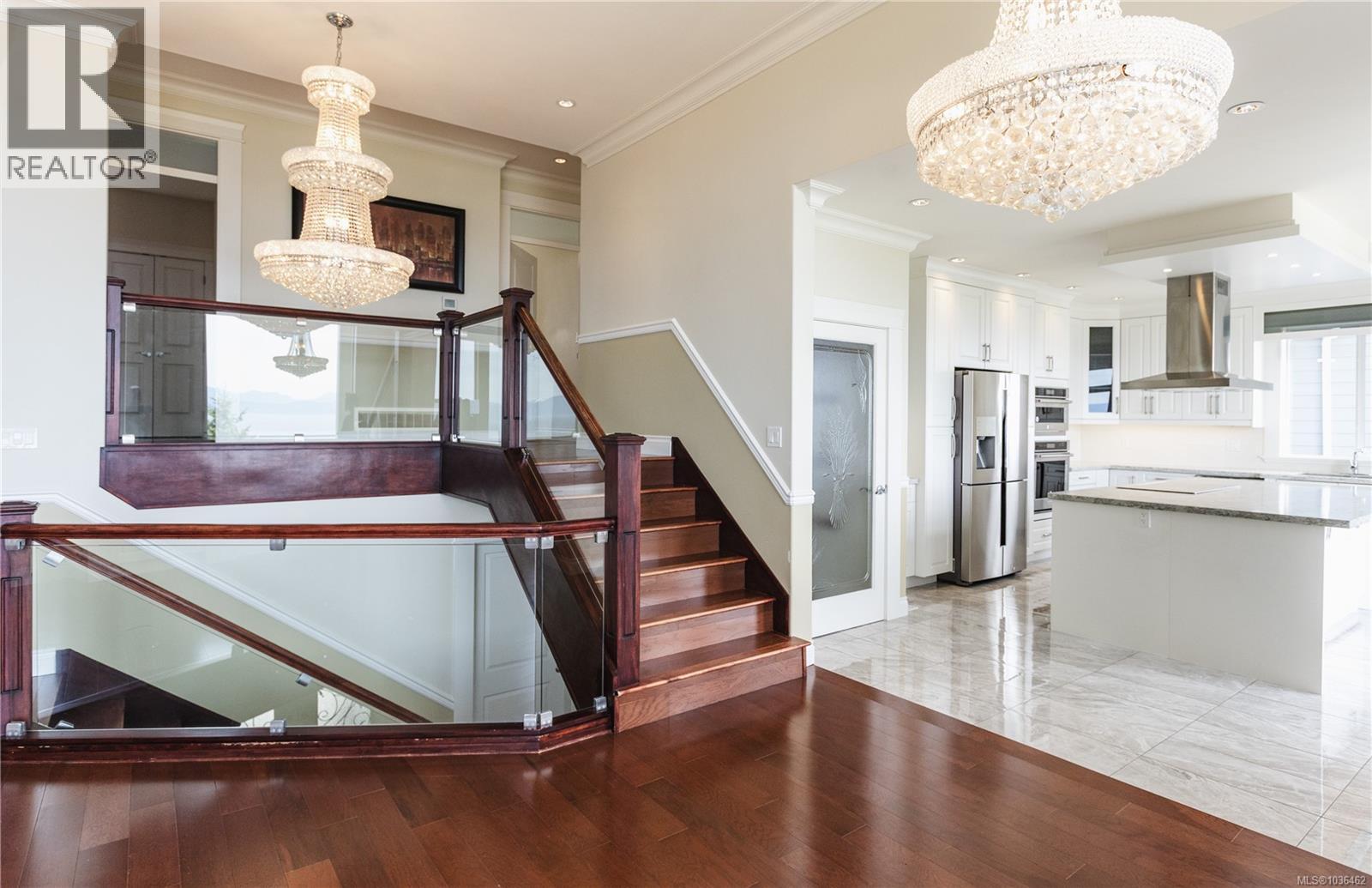 5013 Laguna Way - 6