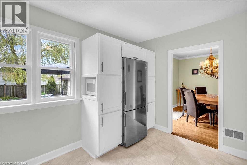 18 SOUTH Drive, Kitchener, Ontario, N2M4B5 — Photo 36