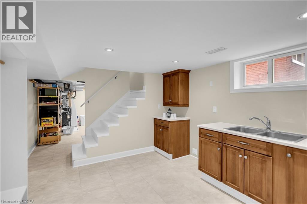 18 SOUTH Drive, Kitchener, Ontario, N2M4B5 — Photo 47