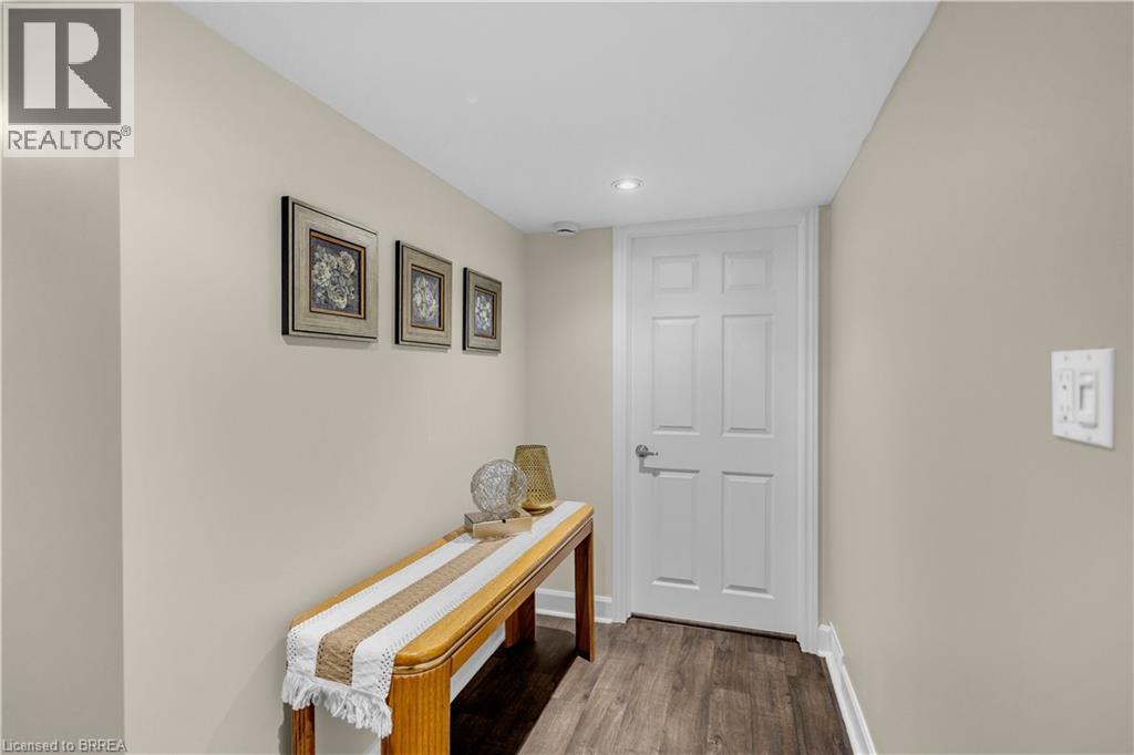 18 SOUTH Drive, Kitchener, Ontario, N2M4B5 — Photo 17