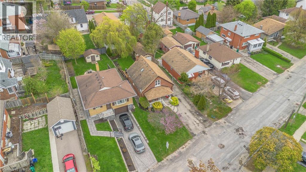 18 SOUTH Drive, Kitchener, Ontario, N2M4B5 — Photo 6