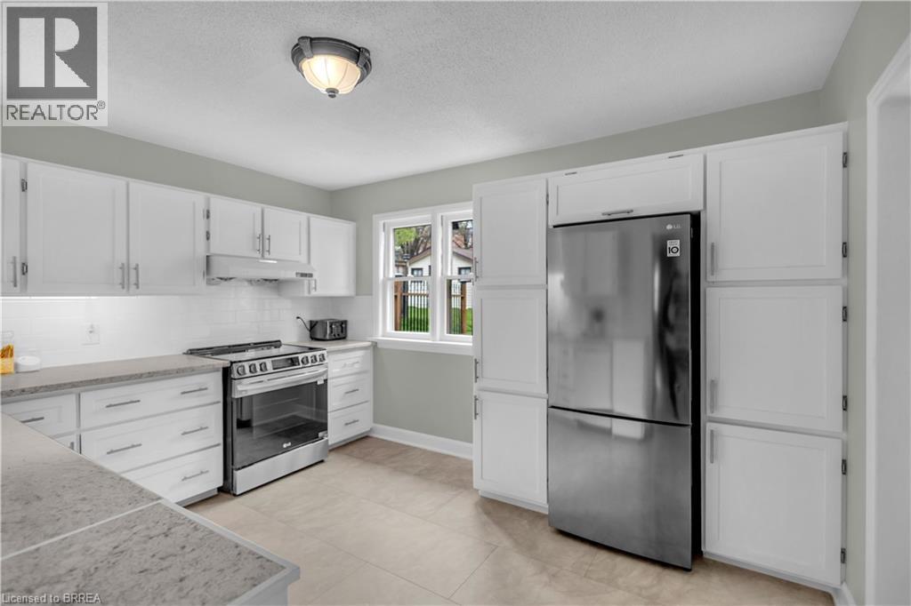 18 SOUTH Drive, Kitchener, Ontario, N2M4B5 — Photo 35