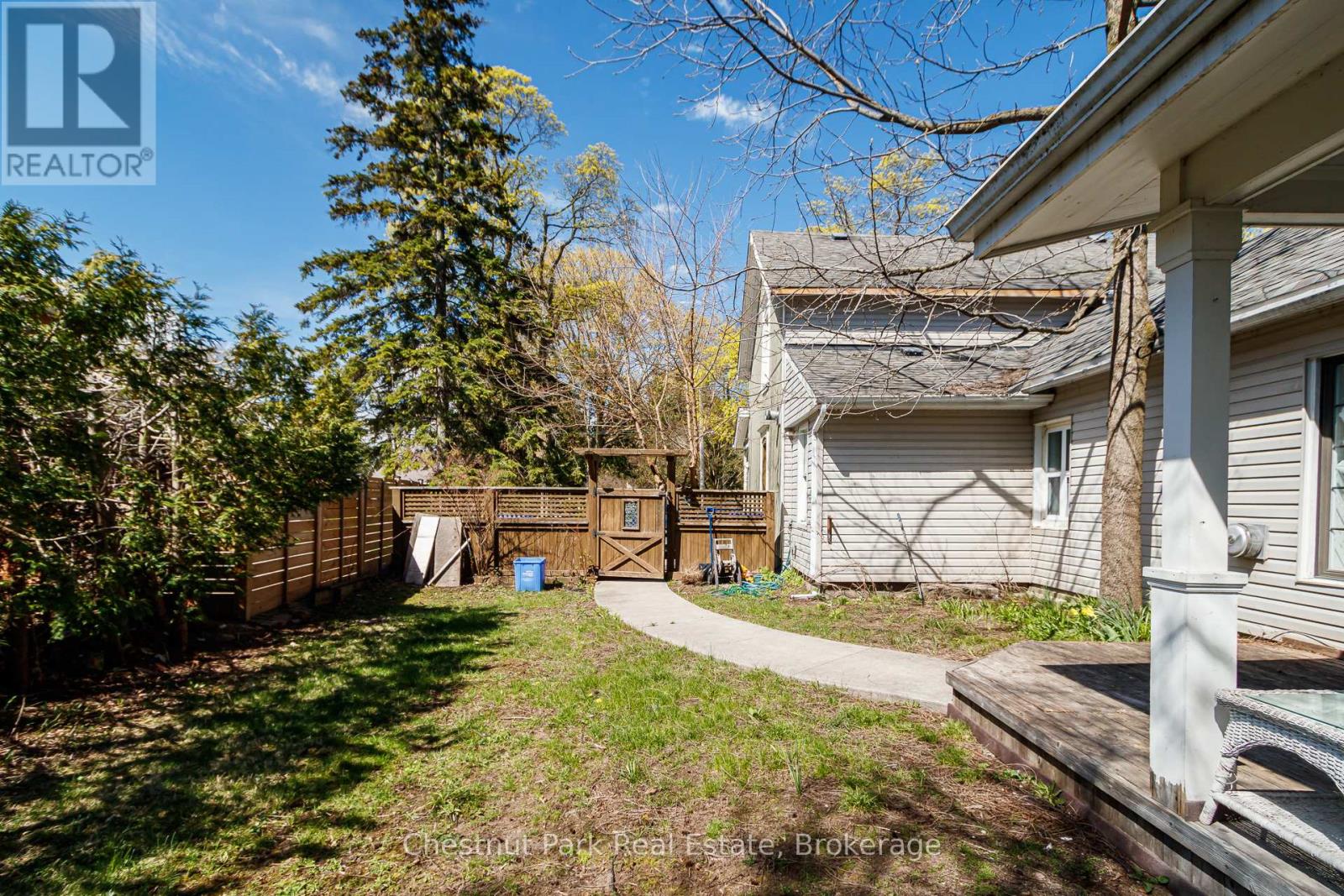 537 STE MARIE STREET - 34