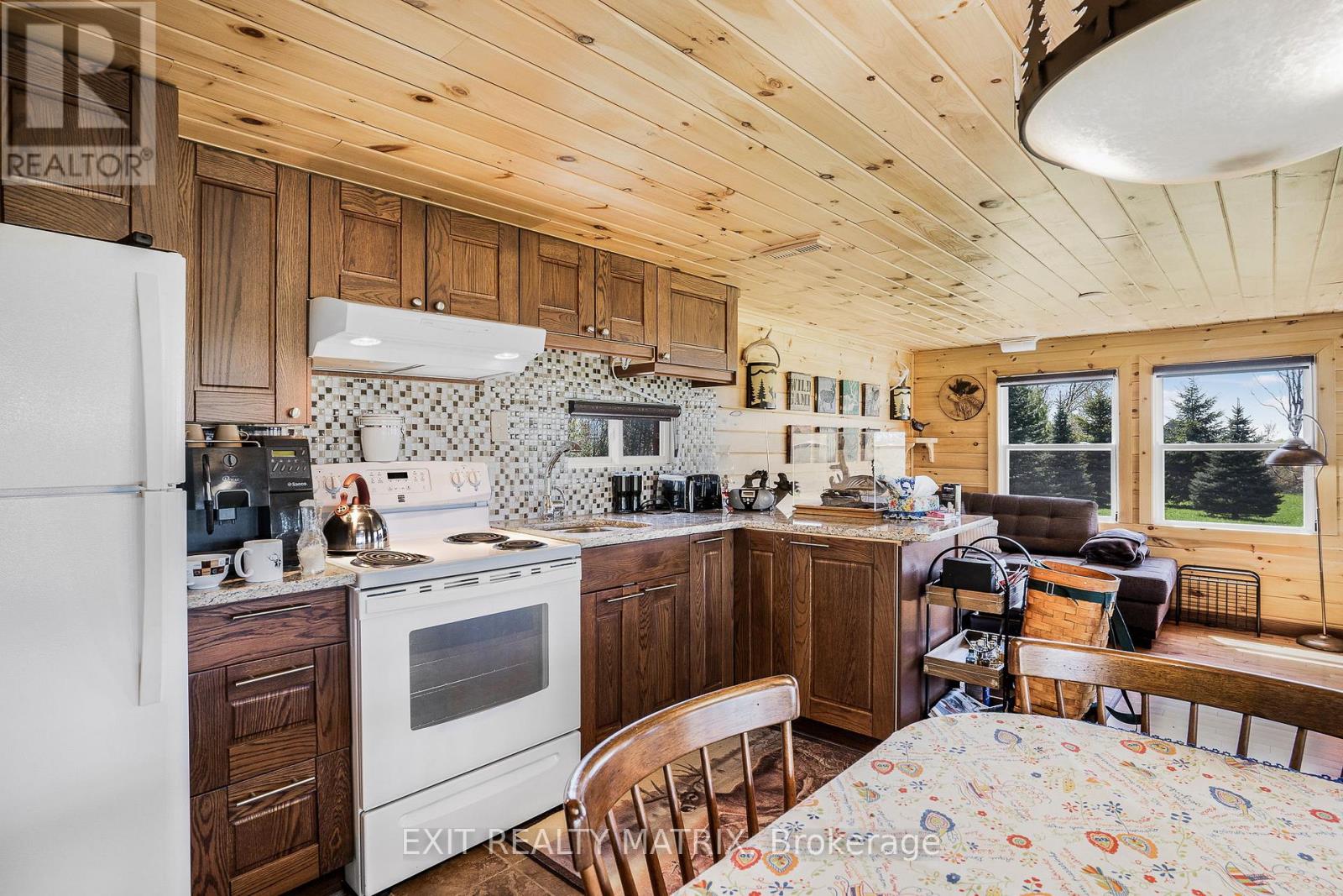 19209 KENYON CONCESSION 7 ROAD - 13