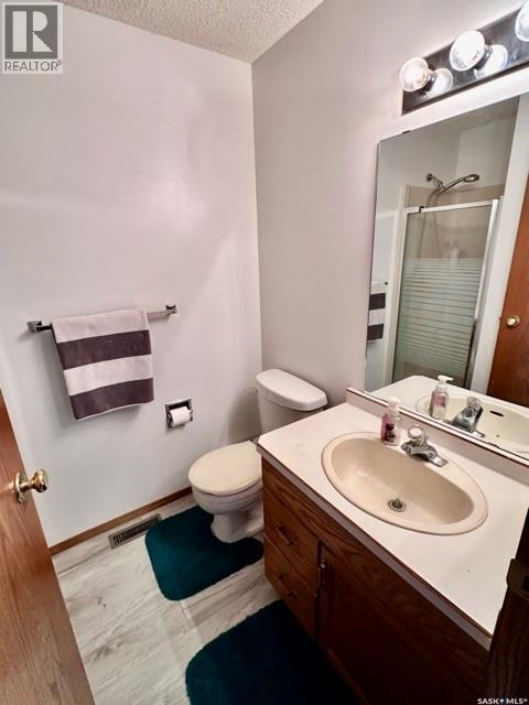 334 Young STREET - 20