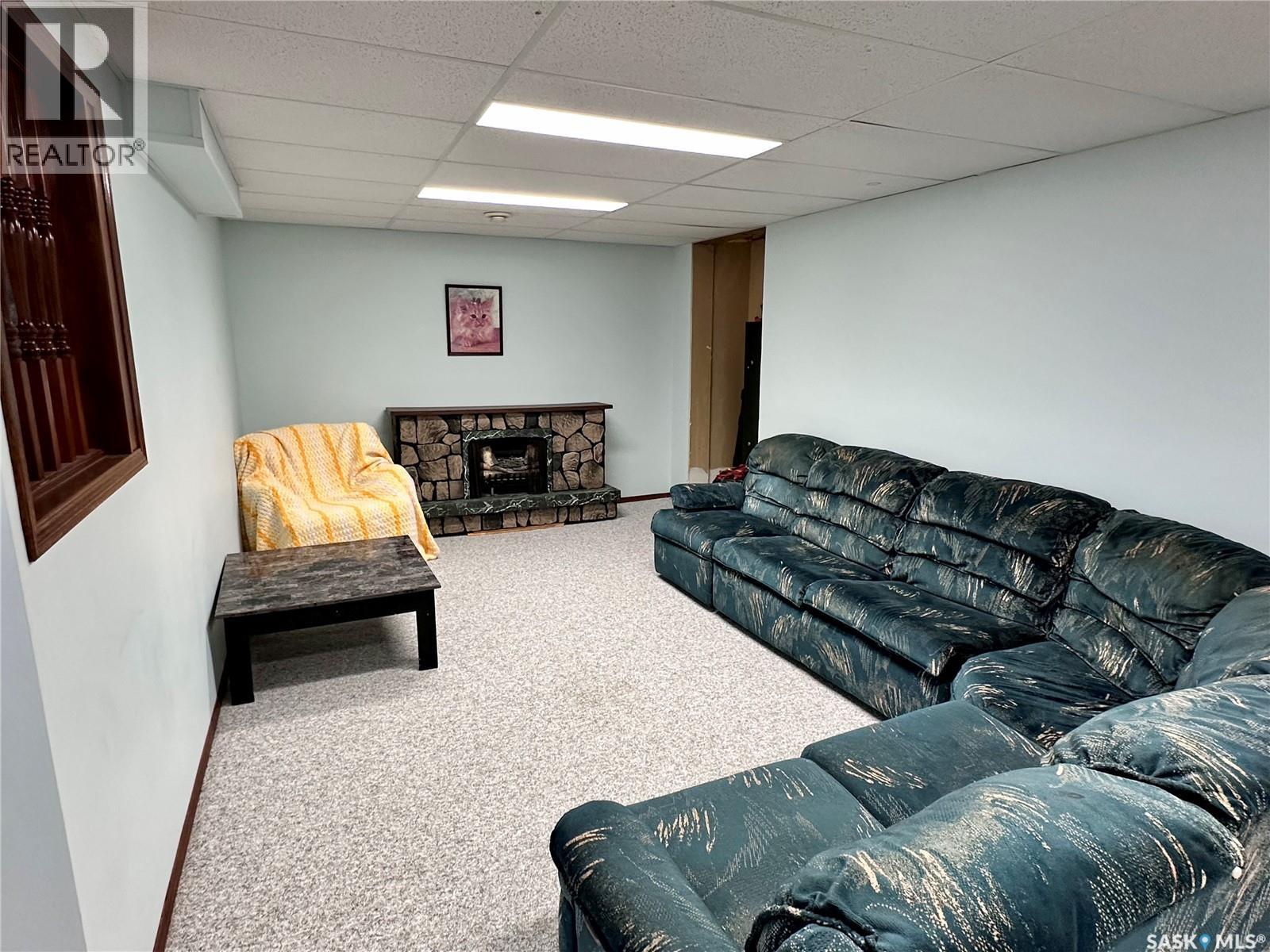 334 Young STREET - 28