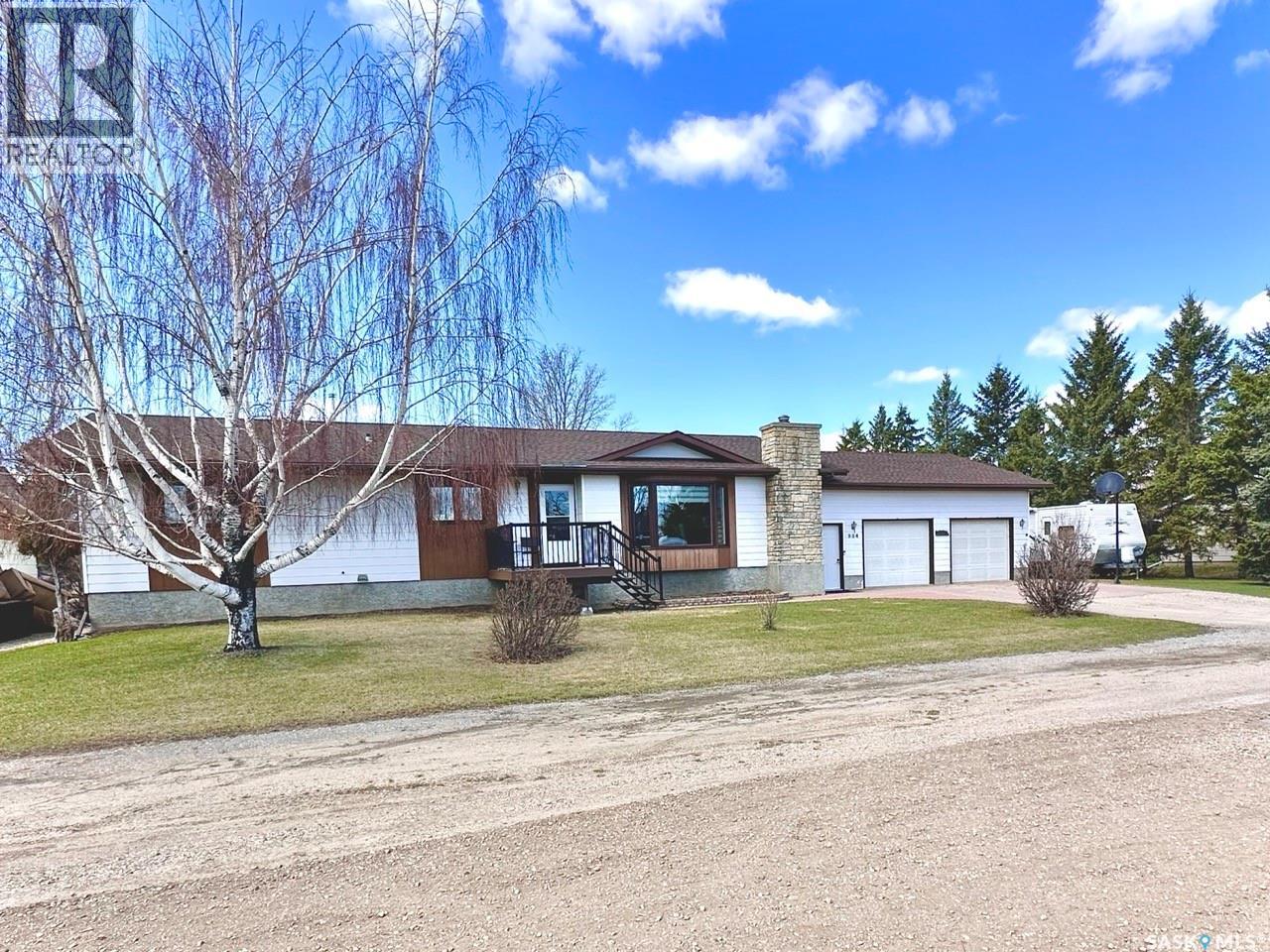 334 Young STREET - 3