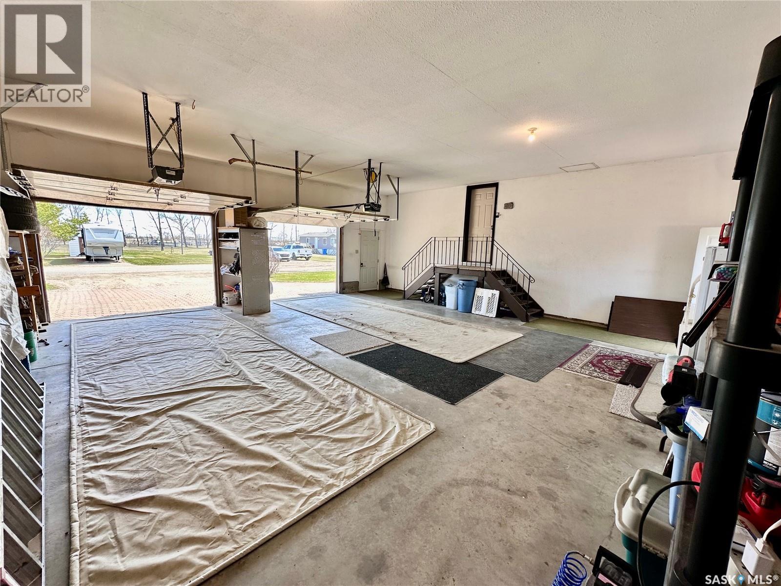 334 Young STREET - 34