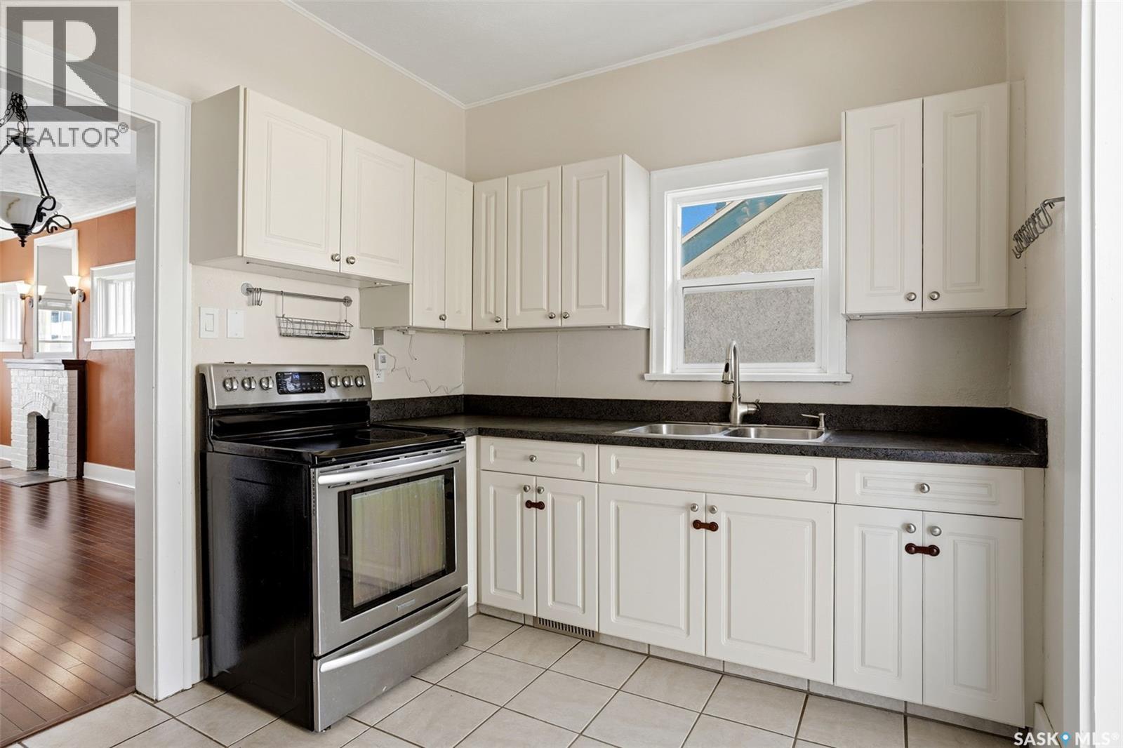 2336 Winnipeg STREET - 15