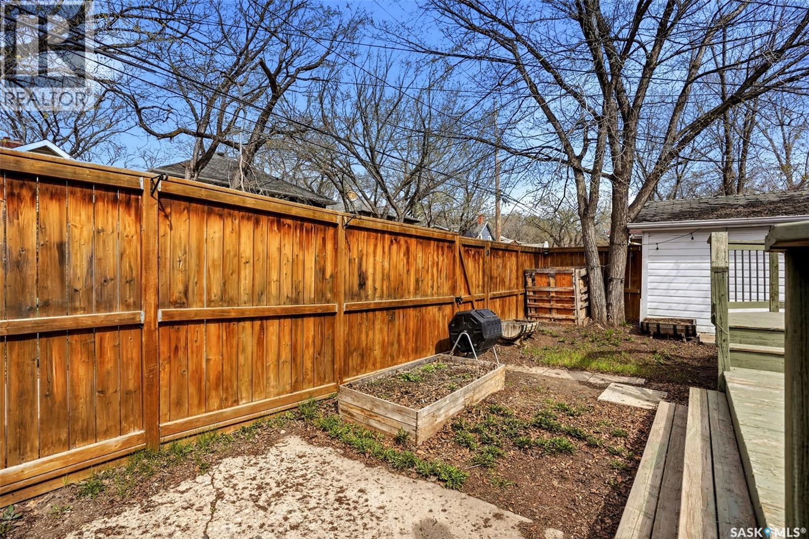 2336 Winnipeg STREET - 39