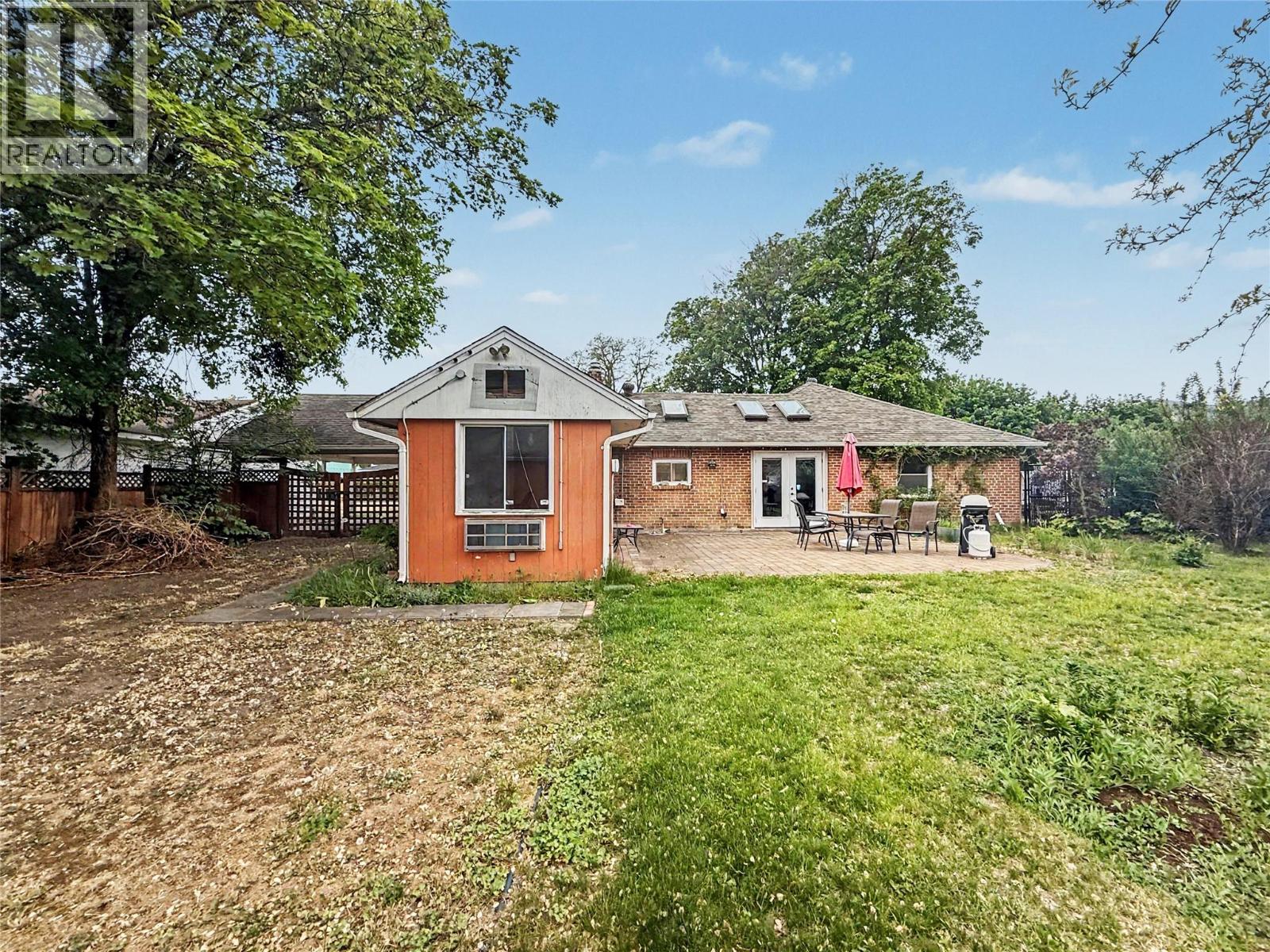 7324 10th Street - 16