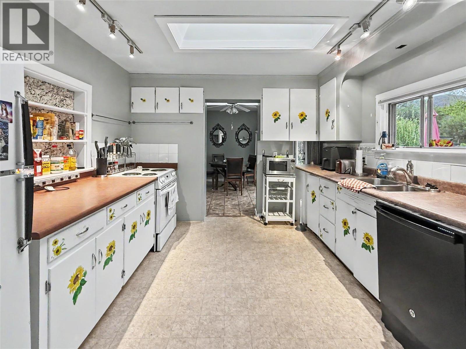 7324 10th Street - Image 3