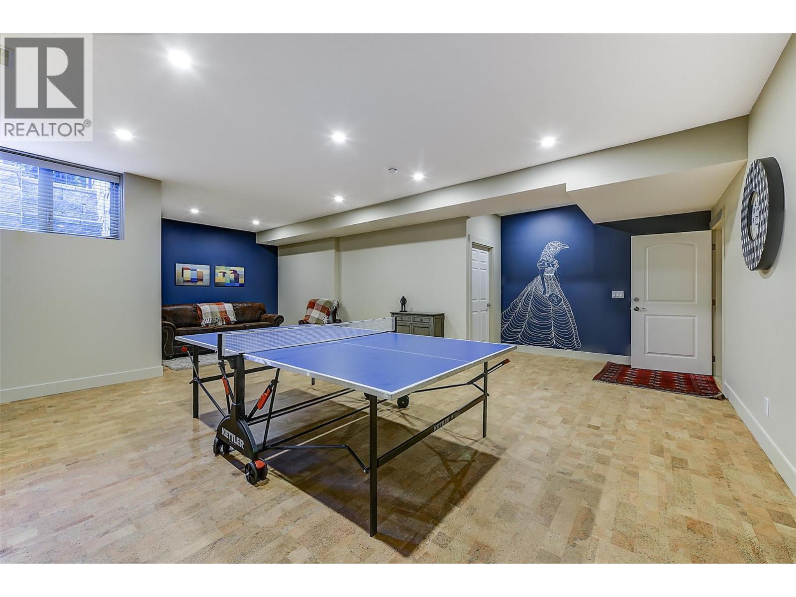 1147 Glenview Court, Kelowna