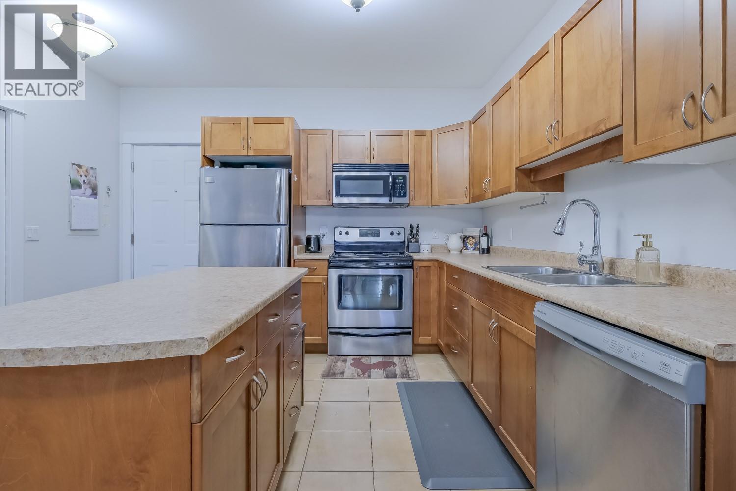 3350 Woodsdale Road Unit# 202, Lake Country