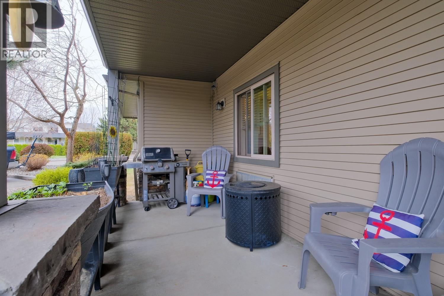 3350 Woodsdale Road Unit# 202, Lake Country
