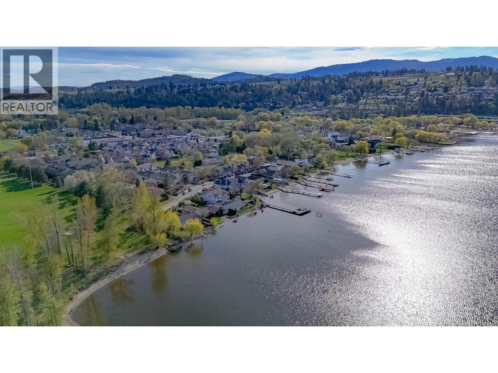 3350 Woodsdale Road Unit# 202, Lake Country