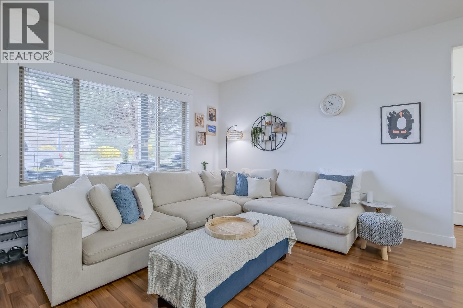 3350 Woodsdale Road Unit# 202, Lake Country