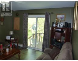 31 Woods Road thumbnail 8