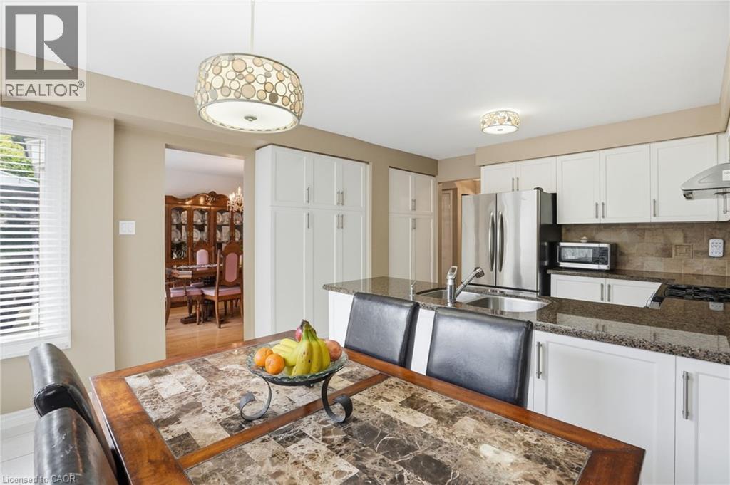 3277 FOLKWAY Drive, Burlington, Ontario, L7M3J2 — Photo 38