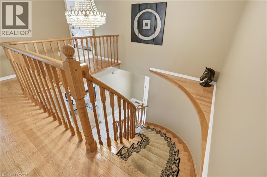 3277 FOLKWAY Drive, Burlington, Ontario, L7M3J2 — Photo 6