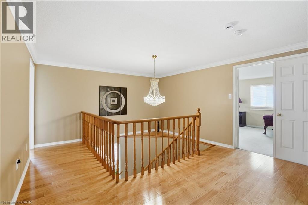 3277 FOLKWAY Drive, Burlington, Ontario, L7M3J2 — Photo 40