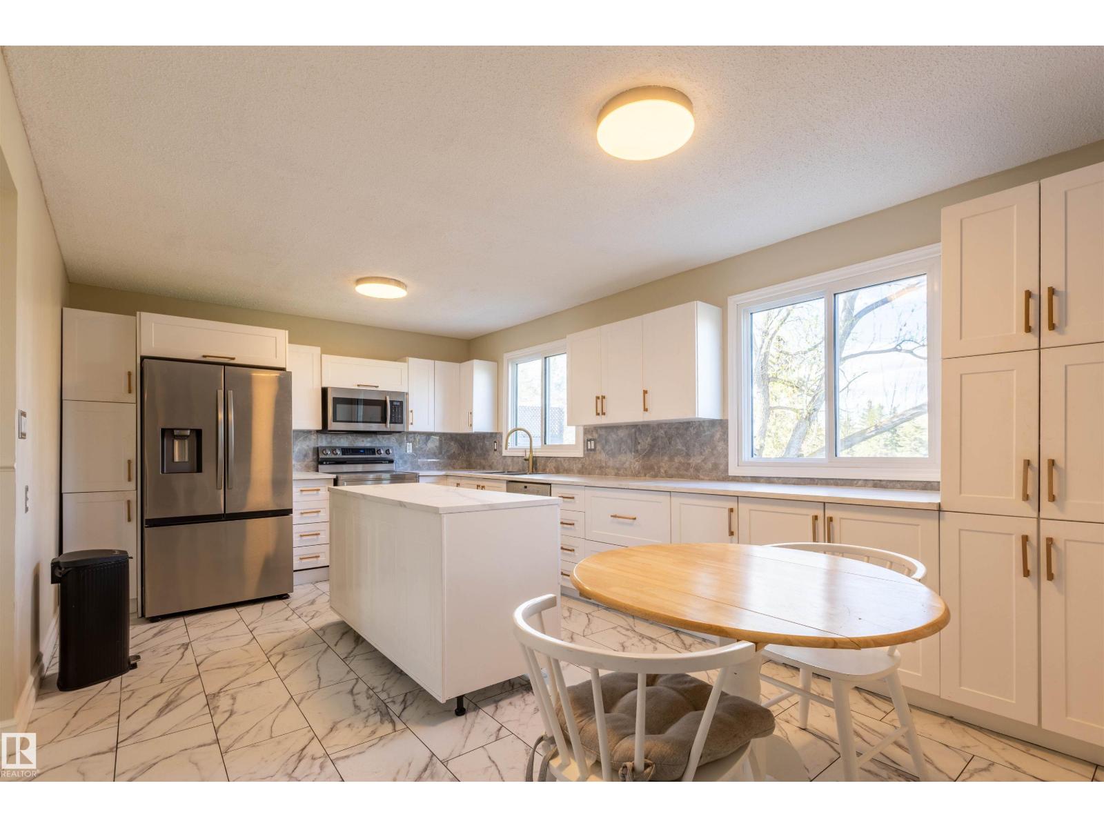 230 GRANDIN DR - 17