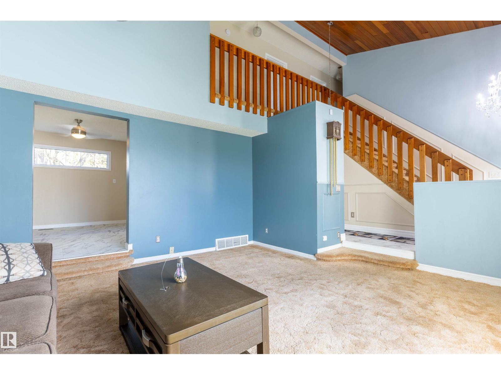 230 GRANDIN DR - 6