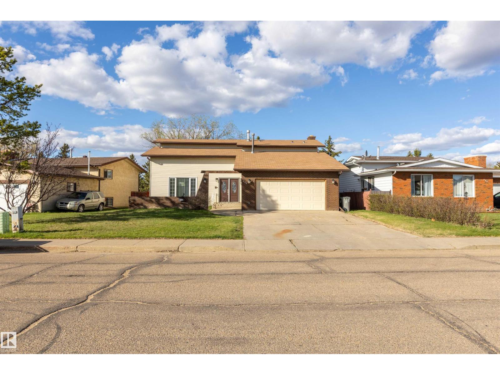 230 GRANDIN DR - 3