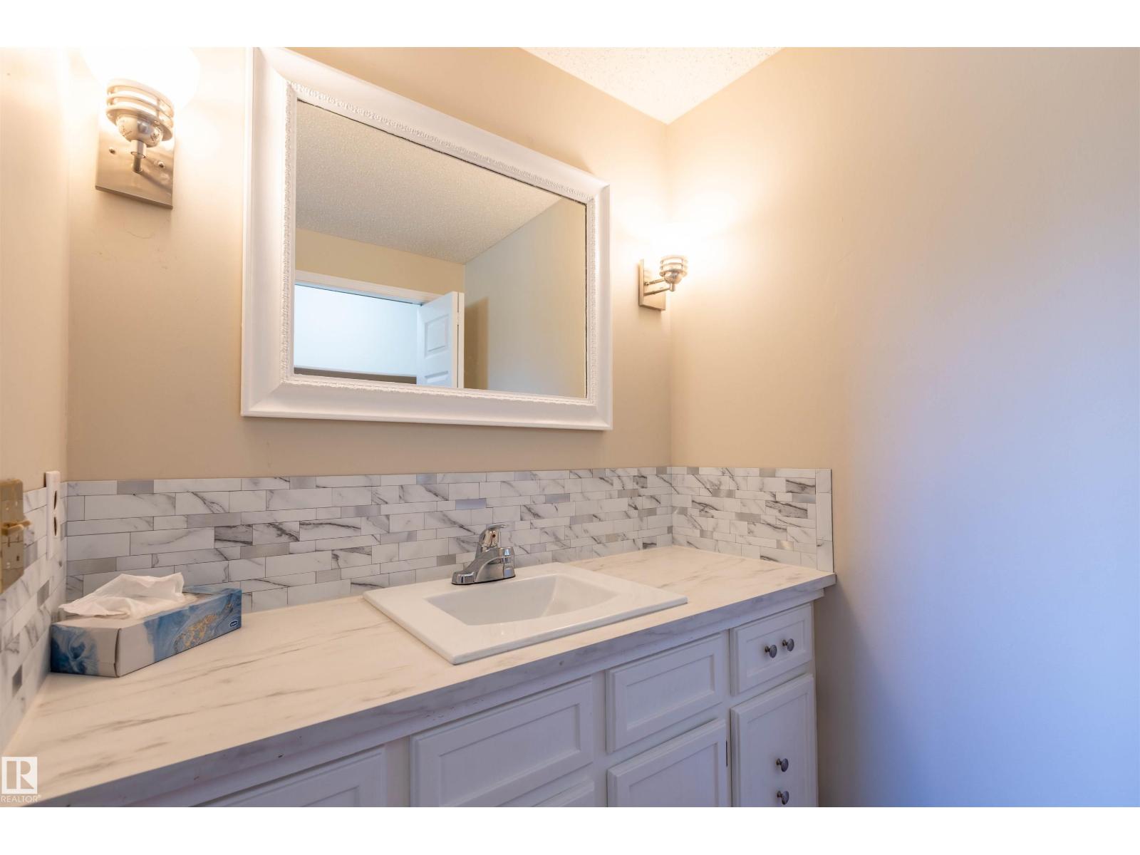 230 GRANDIN DR - 31
