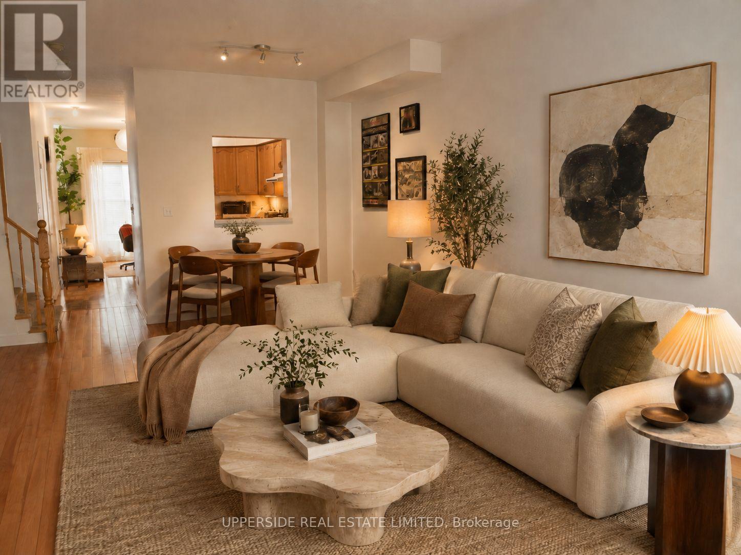 #7 23 OBSERVATORY LANE - 3